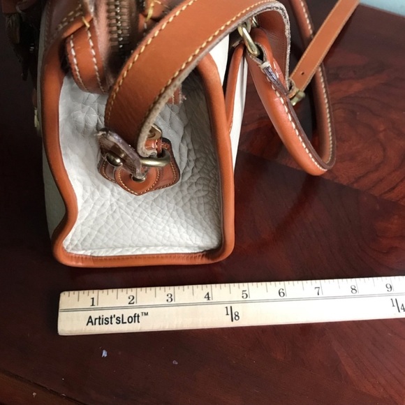 Dooney and Bourke bag - Picture 10 of 12